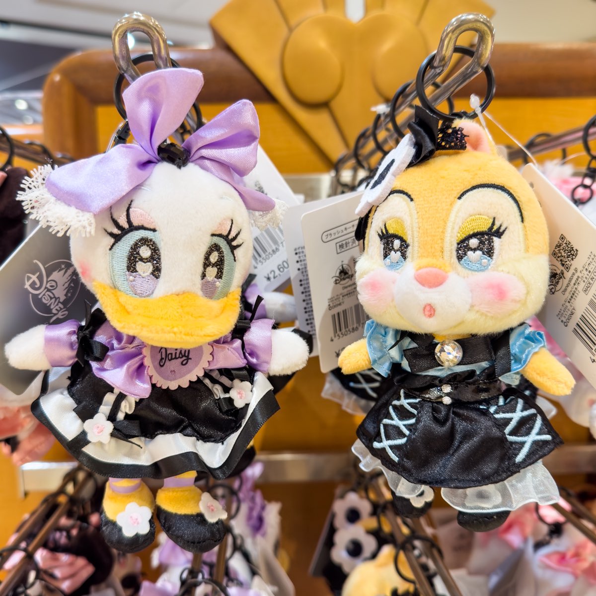 ディズニーストア」新作 ゴシック&ガーリーテイスト！ ミニー