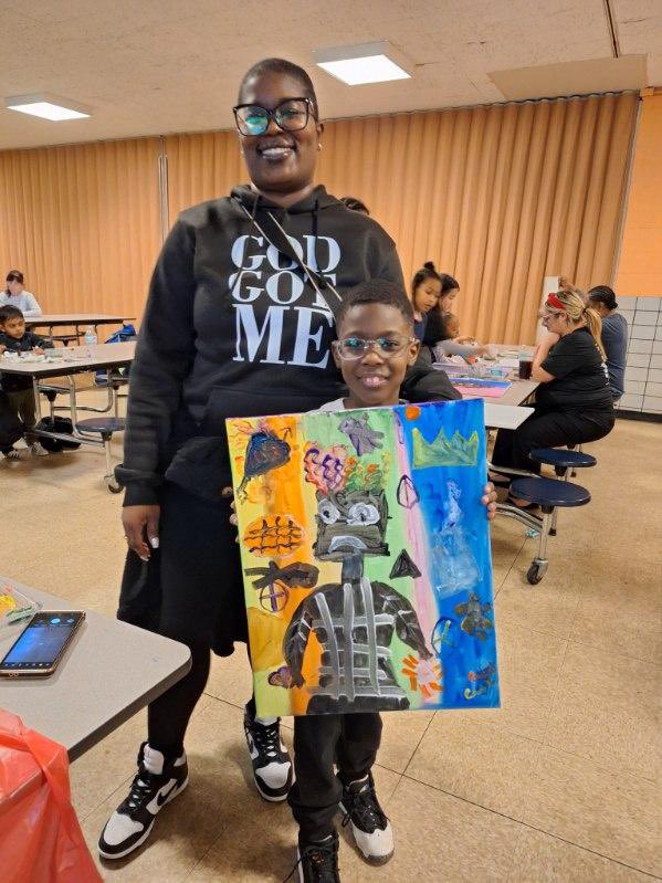 cmbradybrooks's tweet photo. @moraviapark_105 kicked off our spring Cookies &amp; Crafts with my Crew monthly art series. In honor of Black History Month, families created their own royalty painting, after learning about Jean-Michel Basquiat’s art techniques. We loved everyone’s creativity🎨🖤🍪@artwithaheart_ https://t.co/Mtvzvlh2RK
