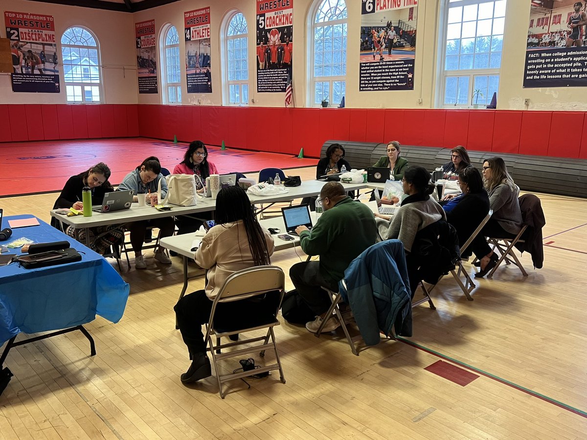 PaulForbesNYC's tweet image. Composing the “Where I’m From” poem as a strategy (individuation) to mitigate the effects of bias-based beliefs. Thanks for being open and vulnerable in this safe and brave space that we created.

Keep on keeping on 🙌🏾 #TheWorkBehindTheWork Appreciate you 🙏🏽