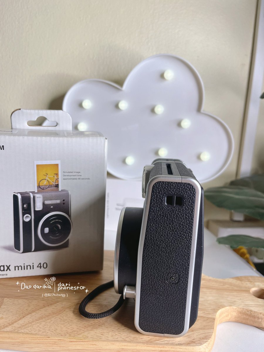 DariPolaroid's tweet photo. กล้องโพลาลอยด์ instax mini 40 black🖤สภาพ 95% ไม่มีตำหนิรอยเปื้อนใดๆ สวยมาก การใช้งานปกติทุกอย่าง ครบกล่องคุ้มมาก

ราคา 2650.- รส ใครได้ไปคุ้มเเน่นอน
มา CF ถ่ายเก็บความทรงจำกันงับ🐰👧🏻💘 #ส่งต่อ #ส่งต่อกล้อง #กล้องมือสอง #กล้องโพลาลอยด์ #mini40 https://t.co/pkkgGht9VG