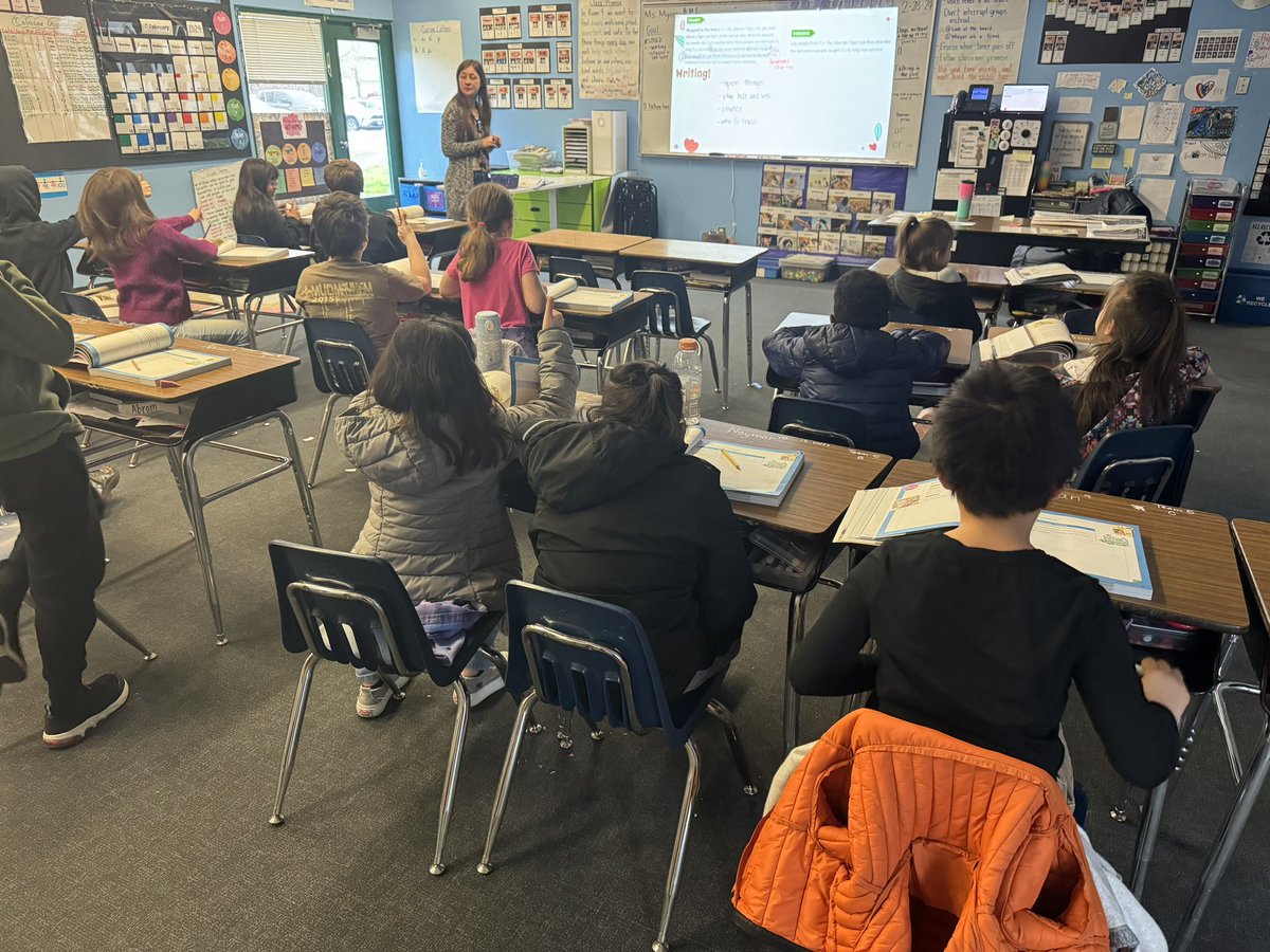 More instructional rounds @ReynoldsSD7. #educacion