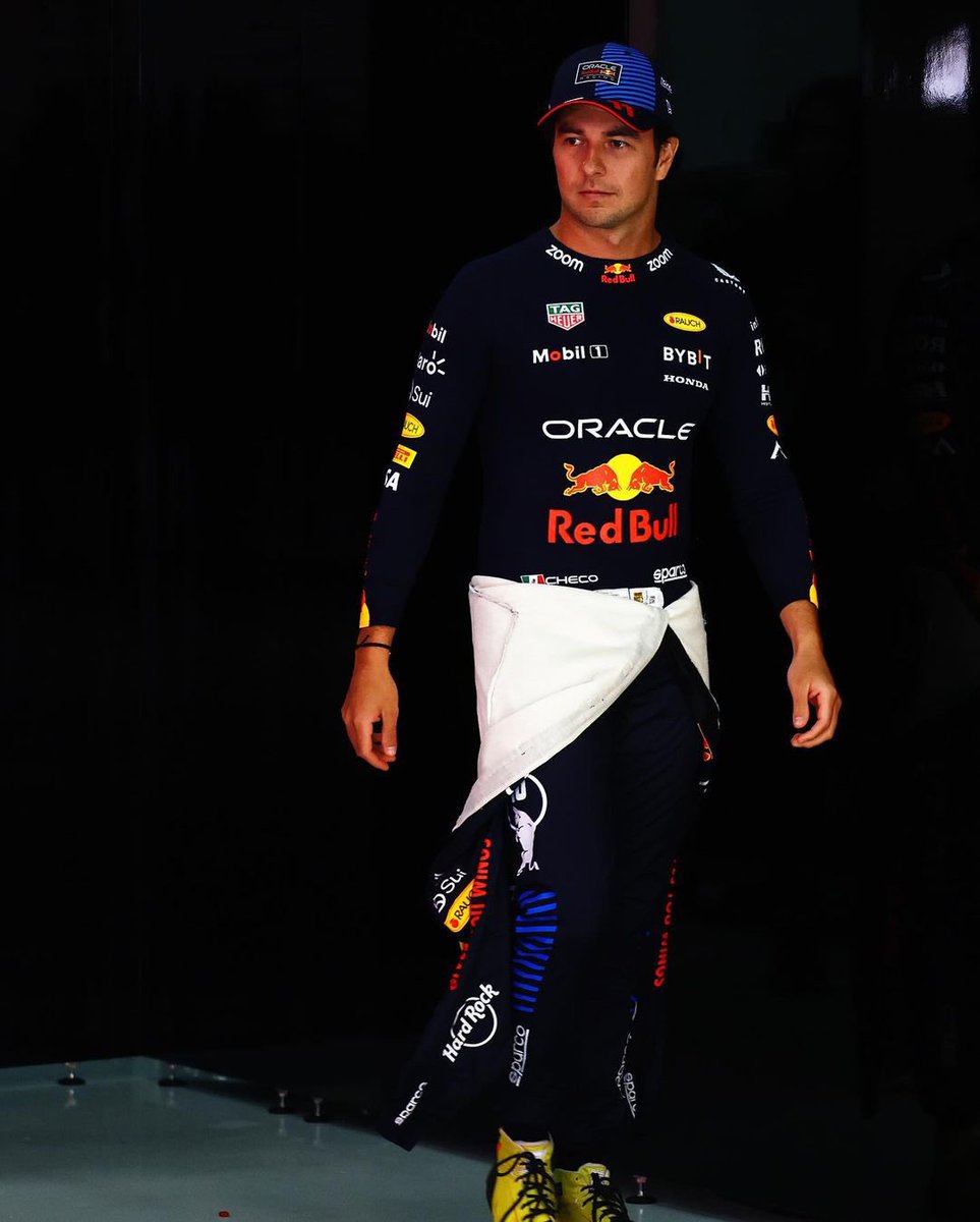 Ready to start season 14th! Woow, time flies. Let’s do this 👊🏻

¡Listo para comenzar la temporada 14! Woow, el tiempo vuela. Hagámoslo 👊🏻