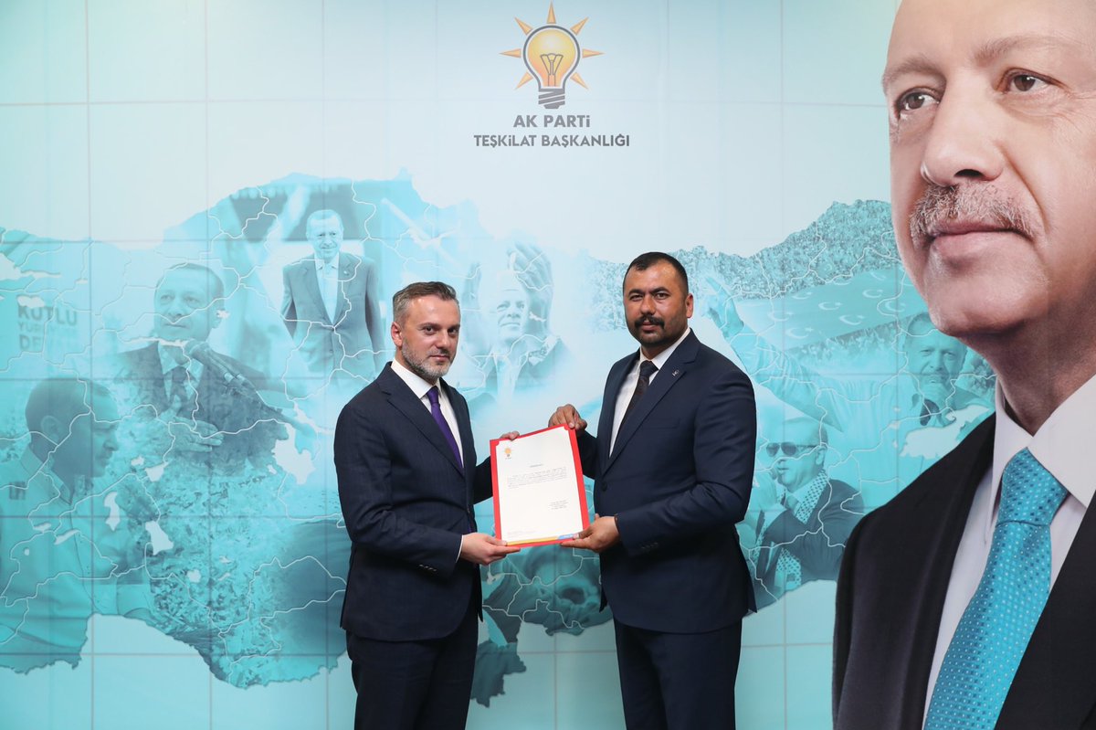 Yozgat ilimizin Yerköy İlçe Başkanlığına Sn. Selahattin Atalay atanmıştır. 

Bugüne kadar göstermiş olduğu özverili çalışmalarından ve gayretlerinden dolayı Sn. Hacı Dereli’ye teşekkür ediyor, yeni görevlendirilen ilçe başkanımıza muvaffakiyetler diliyoruz.