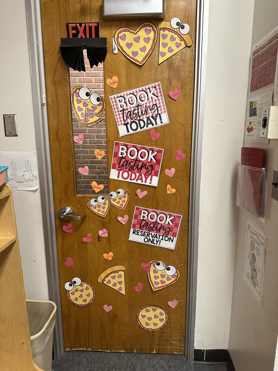 mrsroddykinder's tweet photo. It was a great day for a book tasting in kindergarten! https://t.co/I2TgxlOKQo