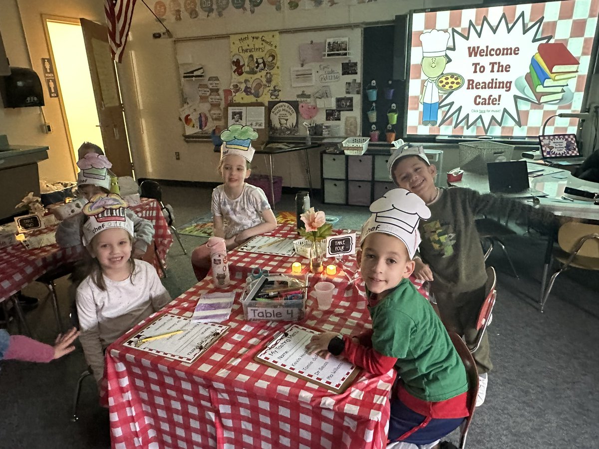 mrsroddykinder's tweet photo. So much fun getting to taste so many great books today! 📚 https://t.co/vxjVWsKEGZ