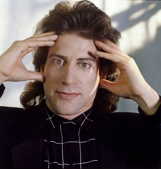 Passionweiss's tweet photo. RIP Richard Lewis, who could turn a mundane complaint into high art, whose neurosis was its own form of novella, who could turn a passing kvetch into a zen koan, whose third act on "Curb" made it into one of the greatest ever, and whose hair volume was enviably unparalleled. https://t.co/2N9CJ3Hfg9