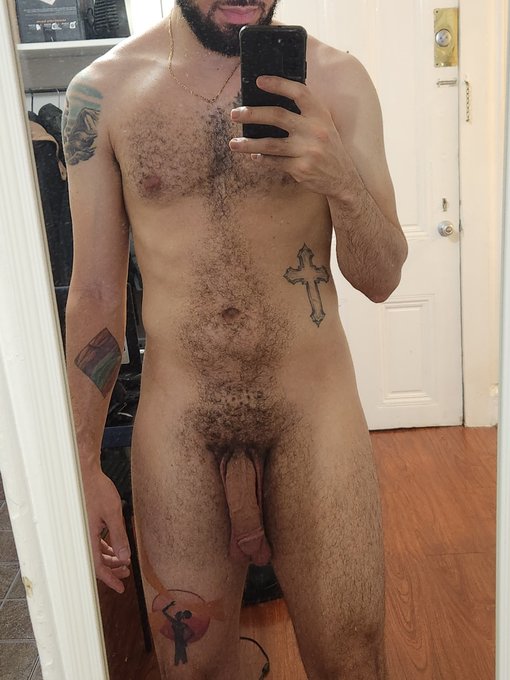 🍐😭🍐 https://t.co/6AaSHfem48