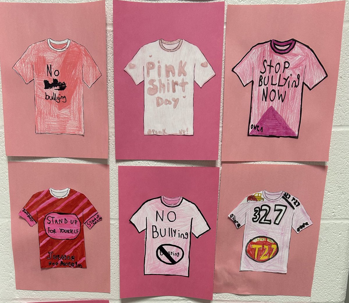 Happy #PinkShirtDay! 💕 #GEDSB <a href="/M_Mustangs_/">Mapleview Elementary School</a> #BeKindAlways