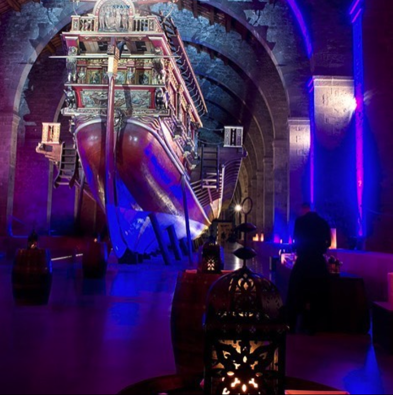 HostsGlobal's tweet photo. Why go ordinary when you can go extraordinary?  We believe in decor as vibrant as our ideas &amp; as unique as our clients.

#TravelInStyle #EventDecorGoals #DiscoverHostsGlobal #HostsGlobal #LetUsBeYourHosts #Eventpros #MeetingPros #MicePro #EventPlanners #EventDesign #DiscoverHosts https://t.co/6kUfnZ6Epa
