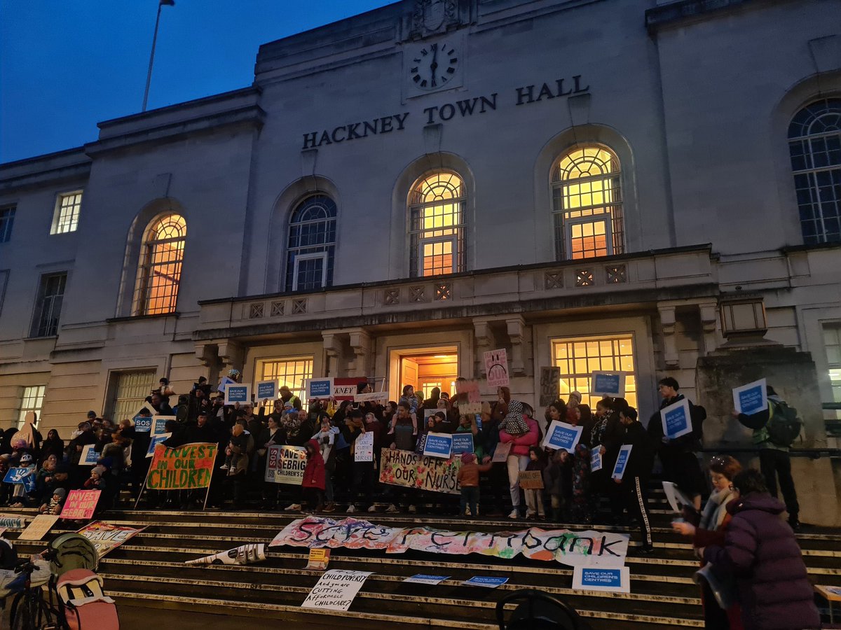 Save_Fernbank's tweet photo. An absolutely amazing turnout for our demo to call on @carowoodley @mayorofhackney @hackneycouncil to stop the proposed closures of #Hackney’s Children’s Centres! We came together as a community to say  SAVE OUR CHILDREN’S CENTRES! We are not giving up without a fight! https://t.co/UPHewkRcuh