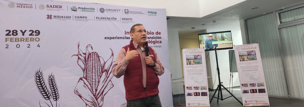 victor_suarez's tweet image. El director general de Organización para la Productividad, José Atahualpa Estrada Aguilar, y el equipo de la Estrategia de Acompañamiento Técnico del programa Producción para el Bienestar, de la subsecretaría de Autosuficiencia Alimentaria de la @Agricultura, presentes en San…