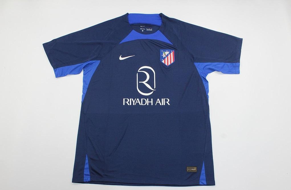 Reycholosimeone's tweet photo. 🔵⚪ SORTEO CAMISETA ATLETI 🔵⚪

A elegir entre la 4ª equipación y la camiseta con la que saldrá mañana en Copa del Rey. 

Para participar, fácil y sencillo:

➡️ Seguir a @Ctinfo_17 y @Reycholosimeone 
🔁 Haz RT a este Tweet

El ganador domingo 03 de marzo. 

Mucha suerte 🍀 https://t.co/dTe6zjnYNS