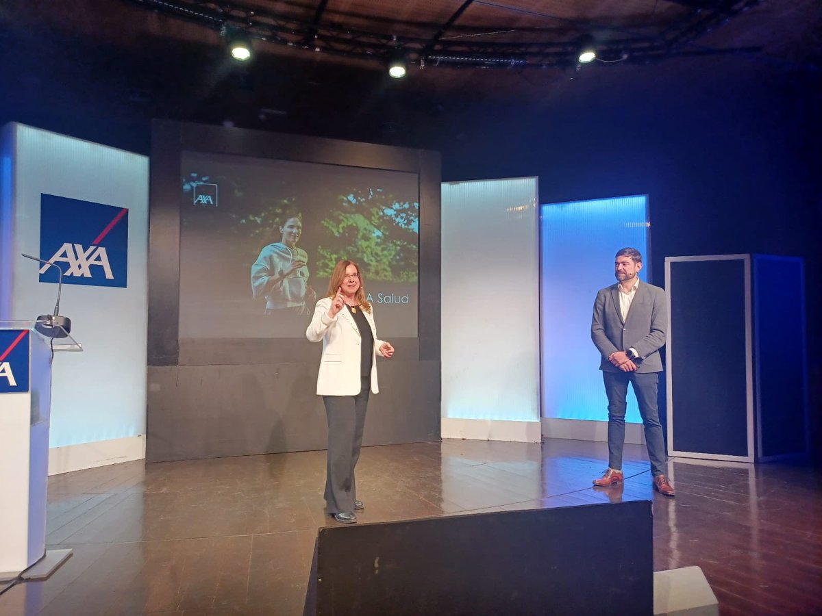 ElenaFloresGuri's tweet photo. Club especialización AXA: gran jornada para hablar del futuro con nuestras redes exclusivas en el marco incomparable de Casa América. Un futuro lleno de oportunidades que nos dejan con más ganas de “Club” y de más seguros.
@AXASegurosEs #OneAxa #Seguros #Salud #Futuro https://t.co/xxpJqpjBkR
