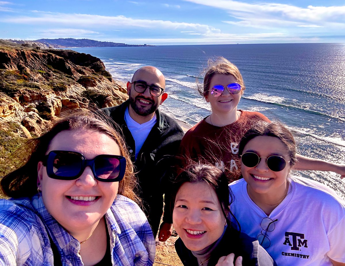 Olja Simoska (Оља Симоска) (@oljasimoska) on Twitter photo Bunch of electrochemistry nerds by the ocean <a href="/Pittcon/">Pittcon Conference + Exposition</a> <a href="/electroanalysis/">SEAC - Society for Electroanalytical Chemistry</a> @Kristen_Alanis <a href="/VernonKell43667/">Kelly Vernon</a> <a href="/S_Amir_Hosseini/">Hosseini Research Group</a> 🌊 Bunch of electrochemistry nerds by the ocean <a href="/Pittcon/">Pittcon Conference + Exposition</a> <a href="/electroanalysis/">SEAC - Society for Electroanalytical Chemistry</a> @Kristen_Alanis <a href="/VernonKell43667/">Kelly Vernon</a> <a href="/S_Amir_Hosseini/">Hosseini Research Group</a> 🌊