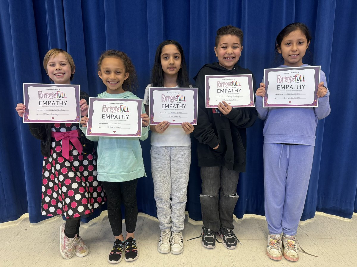 teachandcoffey's tweet photo. Jags of the Month- celebrating our most Empathetic Jags! @CharacterStrong https://t.co/2MhaXjAwl3