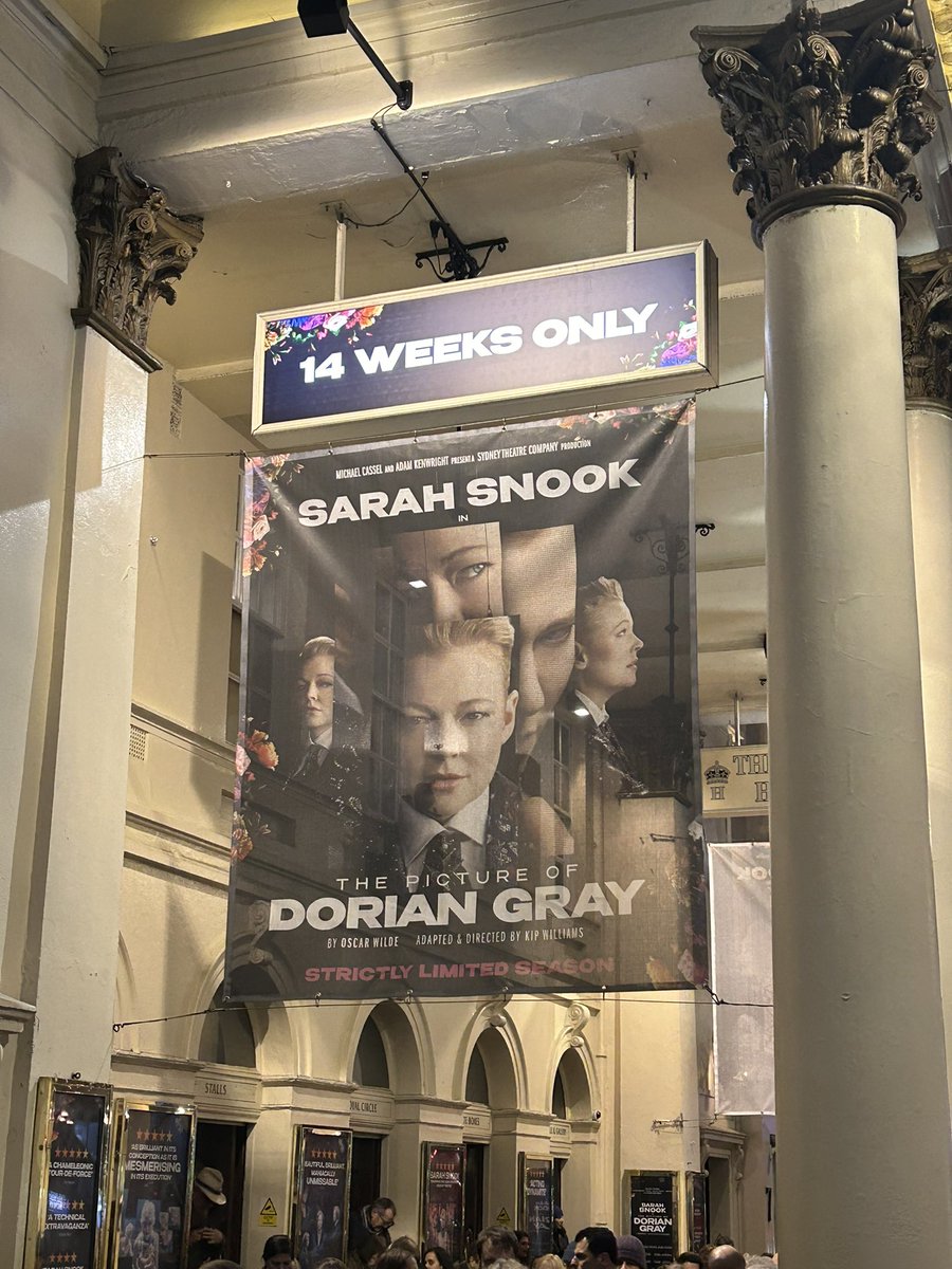 cjayling's tweet image. Oh wow! She is absolutely incredible!! Bravo #SarahSnook Bravo!!