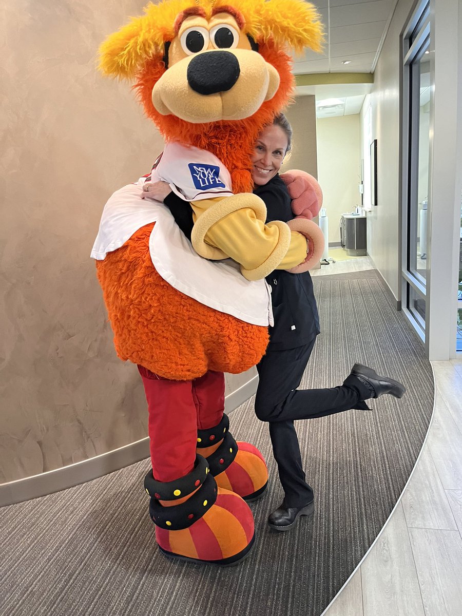 Orbit_Isotopes's tweet photo. #bts with our friends at @DDSPaige
#photoshoot #dentist #IsotopesInvolved https://t.co/GB4qdiBoQH
