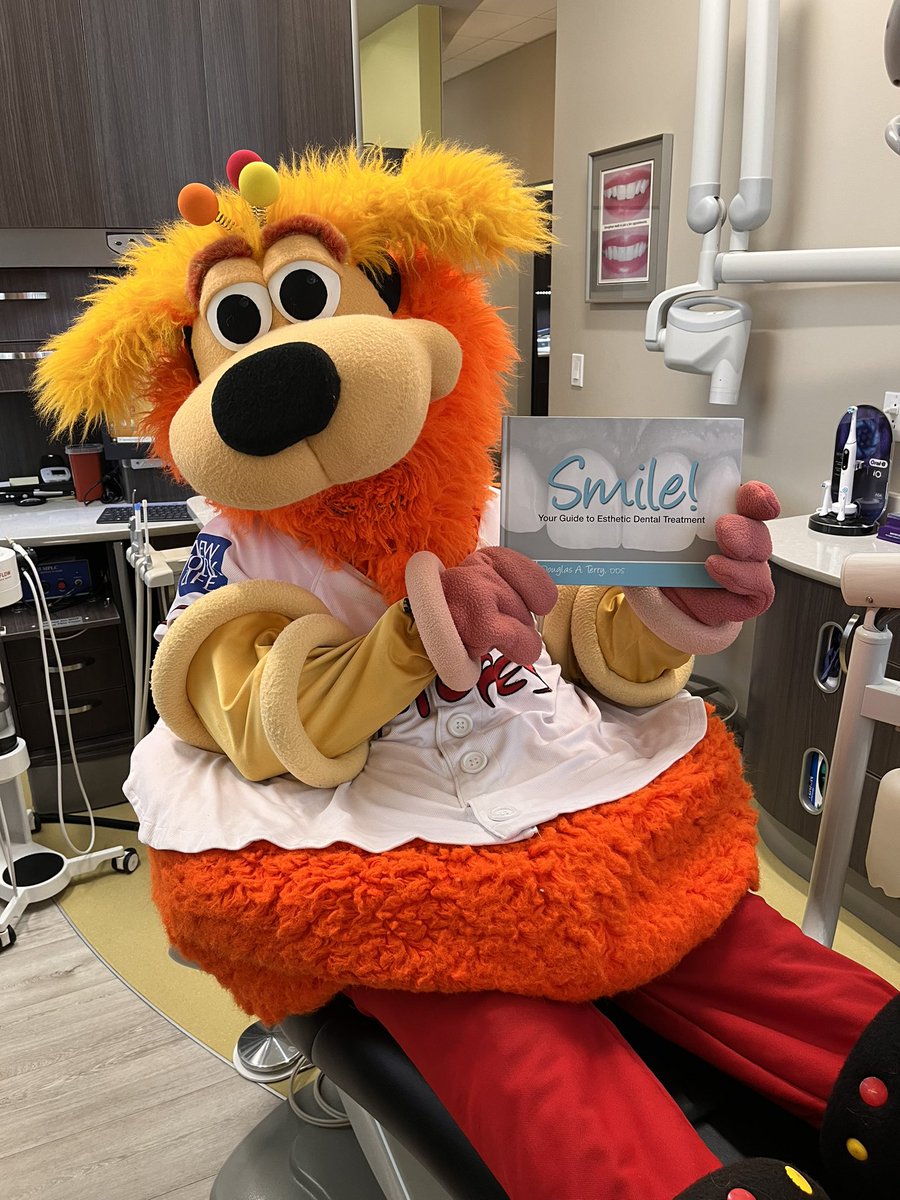 Orbit_Isotopes's tweet photo. #bts with our friends at @DDSPaige
#photoshoot #dentist #IsotopesInvolved https://t.co/GB4qdiBoQH