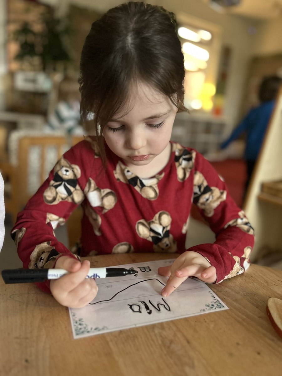 BG_FoxCubs's tweet photo. There is a great motivation for writing in Fox Cubs, we love practising our names using our name cards. #BGEYFS #BGWriting https://t.co/z2RBRTiqjn
