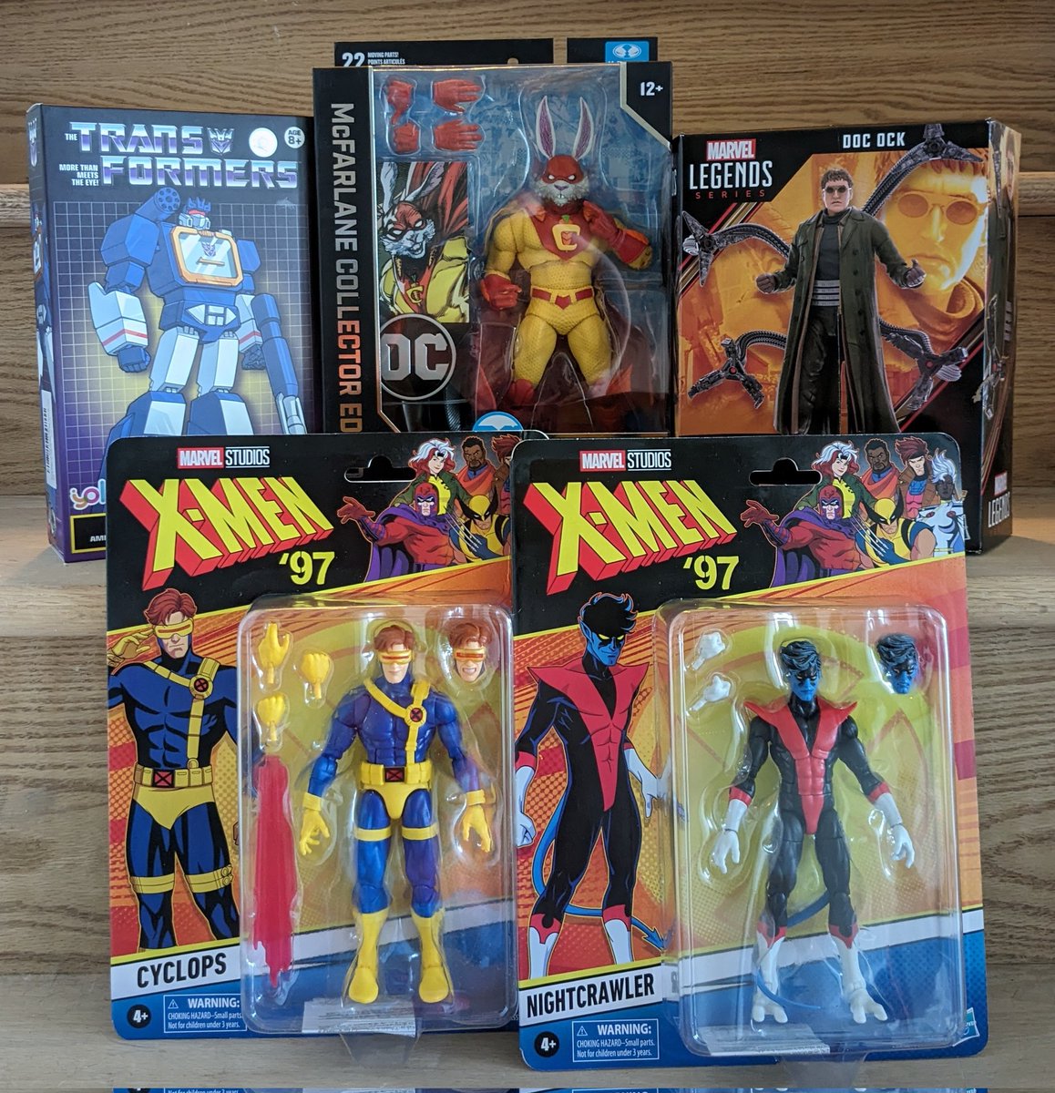 Shout out to @SeanWhitmore 
McF Multiverse Captain Carrot, standard version, is now in hand!

Few other deliveries too
From Amazon the Yolopark little Soundwave and two of the new X-Men '97 figures; Nightcrawler and Cyclops.
Doc Ock took the slow boat from Target