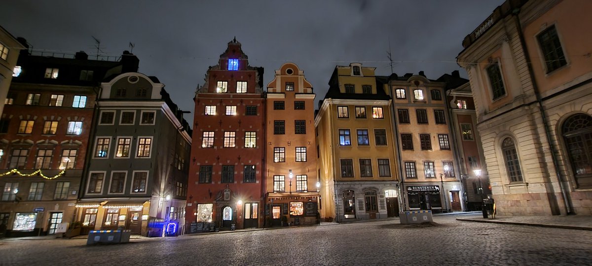 Railwaygirl2018's tweet image. 41,872 steps later!👣
Its time for this #DispatchersOfTwitter to relax😴

✅️2 old Intercity trains🚂🚃🚃
✅️1 New country🌏

What a trip it has been!😍

I will be returning to Sweden in the near future🇸🇪
#Sightseeing #InternationalTravel #Trains #Exploreing #Travel #Sweden