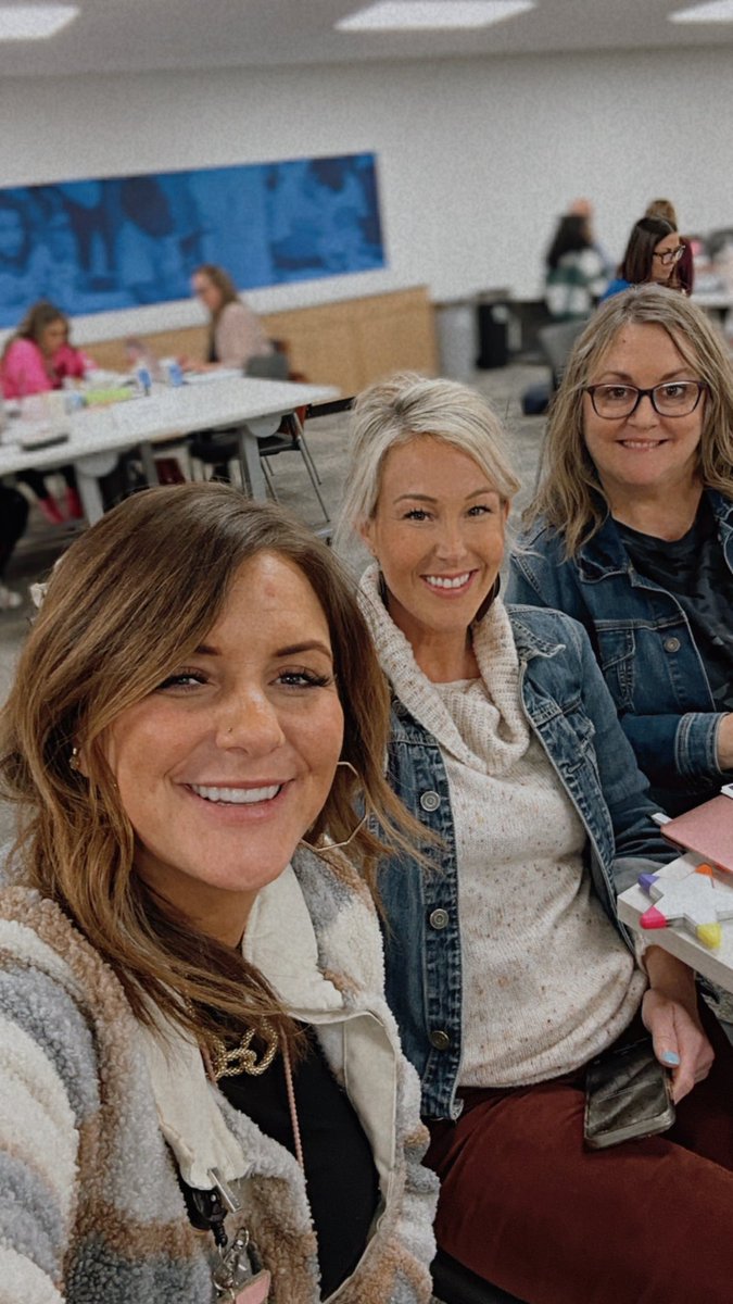 Kelly Locke tweet media