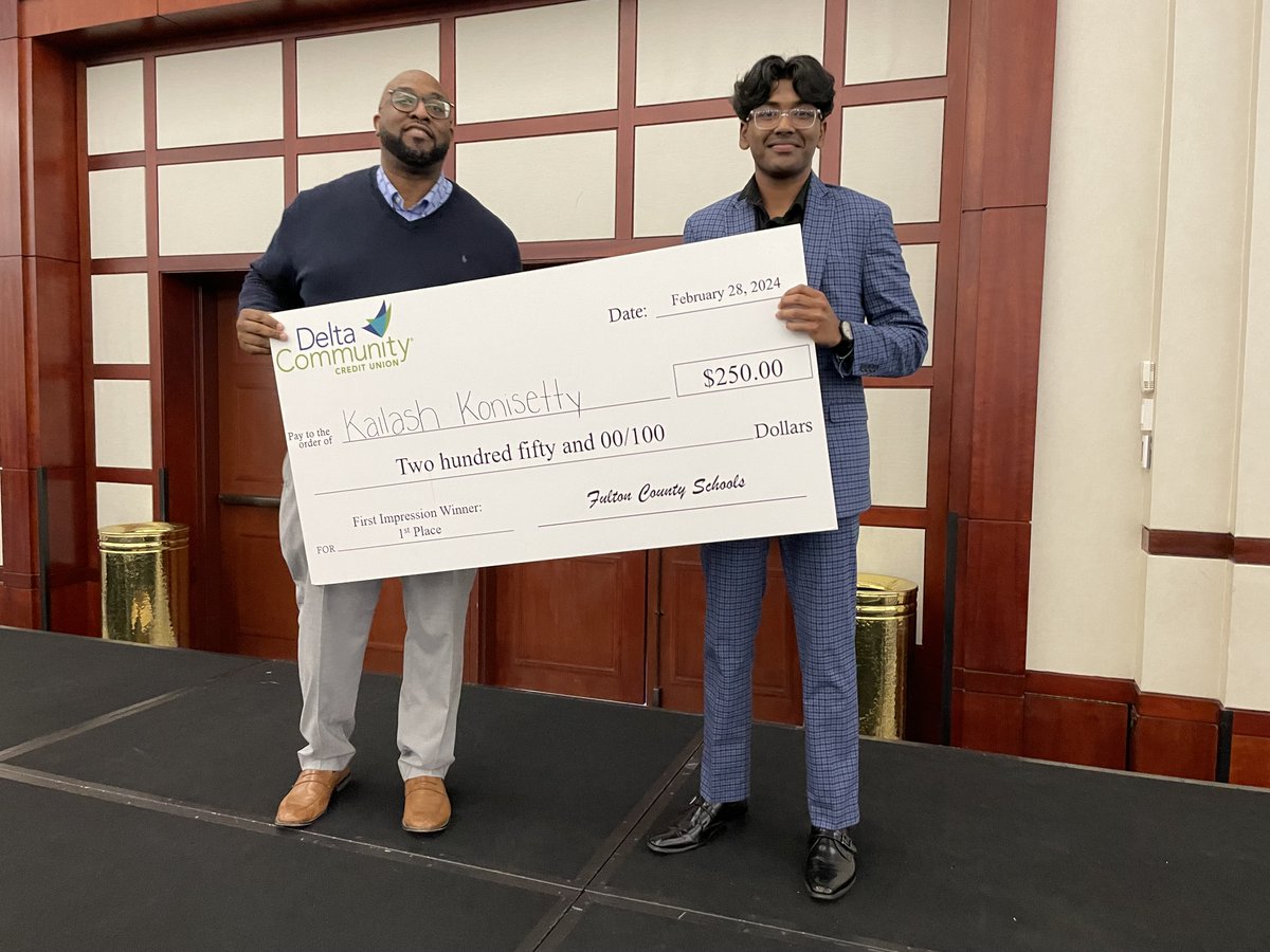 We had some great competitions today at the #WBLExpo, including "Elevator Pitch" and "First Impressions" - pictured here are the winners of the First Impressions contest, sponsored by <a href="/DeltaCommunity/">Delta Community CU</a>. Thank you so much for your continued support!