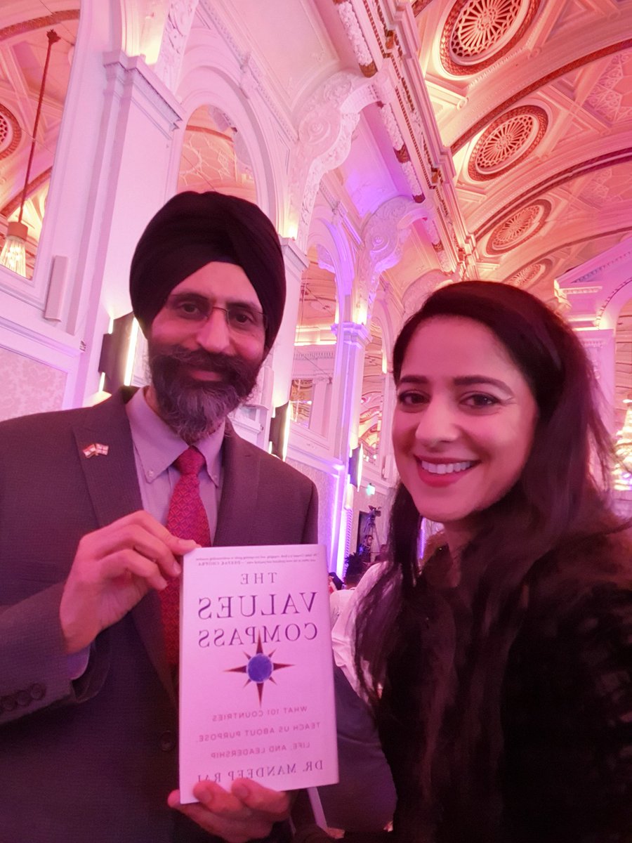 Good to catch up with @MandeepRai at UK India Achievers Awards in London & learnt more about her book 'The Values Compass' #purpose #life #Values