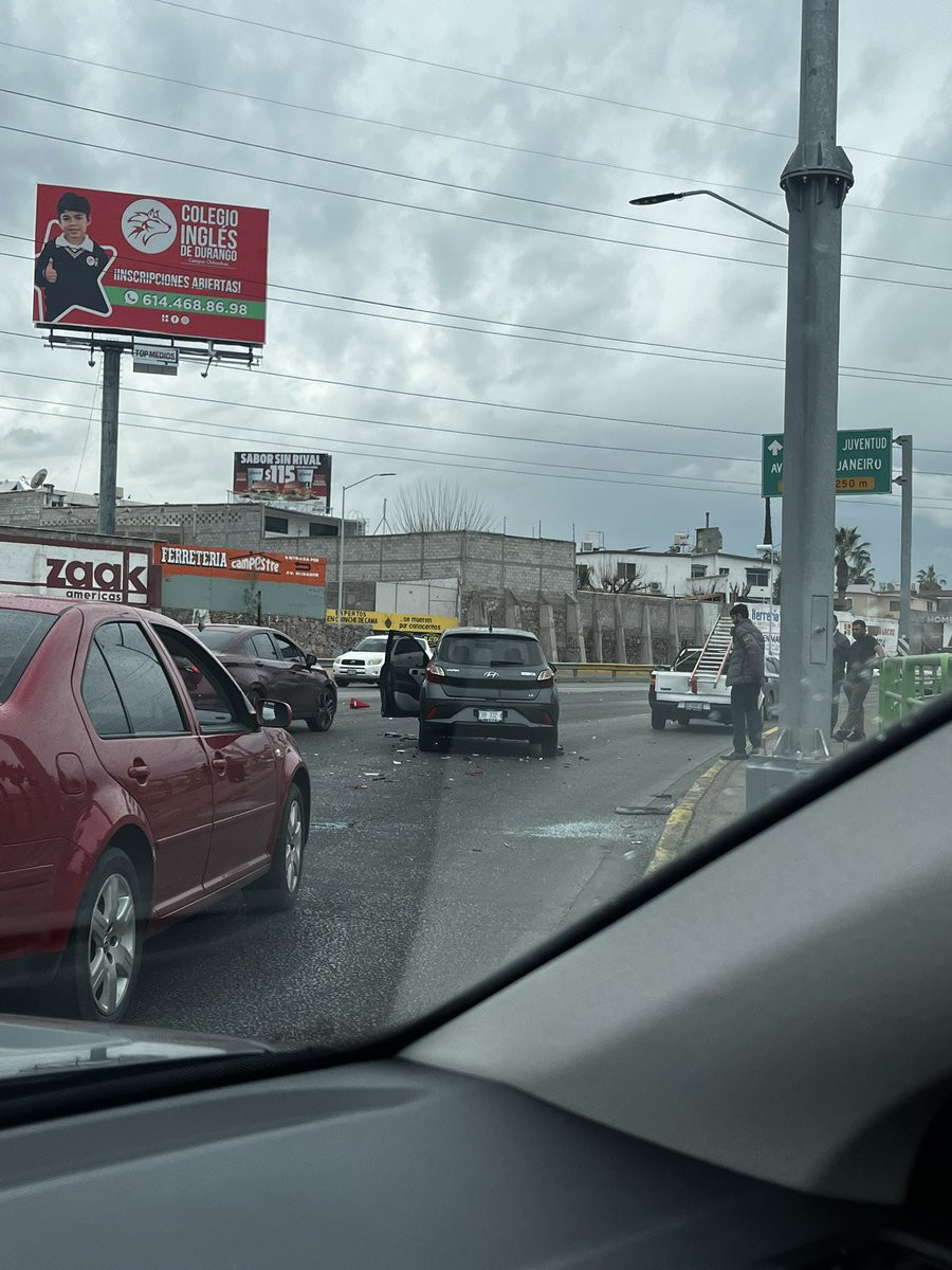 mariannara02's tweet photo. caen 2 gotas en Chihuahua
La cantera: https://t.co/oWl5nzZY7R