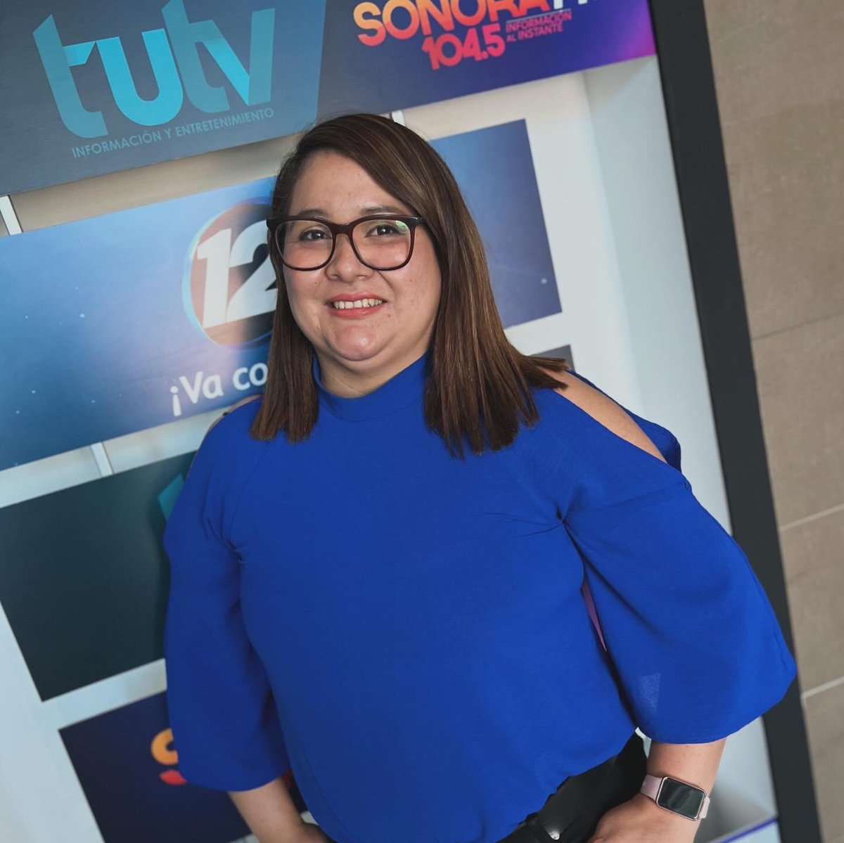 condosesmejor's tweet photo. Llegamos a mitad de semana junto a @mafebadillo y @KarenBitton a través de @sonorafm104.5📻🎙️

Hoy conversando con Katherine González de Aliados Digitales para conocer los servicios que ellos ofrecen para las emprendedoras y empresas ya establecidas. 

#C2EM  #Miercoles https://t.co/2GusUnGZLS