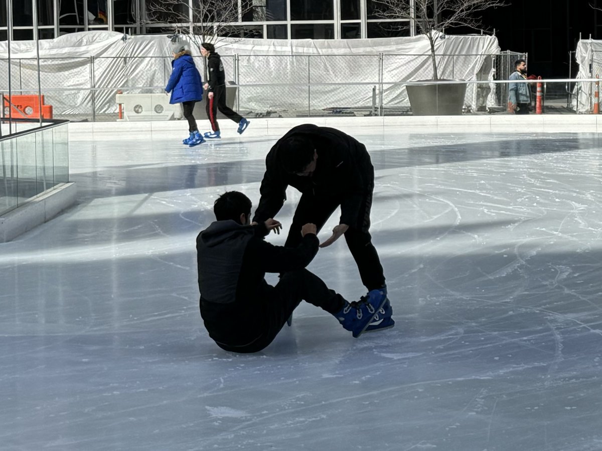 UPITT_ELI's tweet photo. ELI students went ice skating recently, just before the weather got warm ☀️

#LearnEnglish #StudyEnglish #AcademicEnglish #StudyInTheUSA #YouAreWelcomeHere #StudyWithUs #ingles #inglés #inglês #英語 #영어 #英文 #英语 #İngilizce #ingilizce #الإنجليزية #iceskating https://t.co/FKRi8lqILW