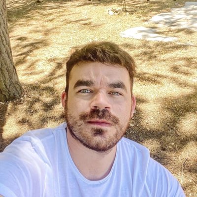 maati_vp's tweet photo. #NuevaFotoDePerfil https://t.co/uy4NE3HRSy