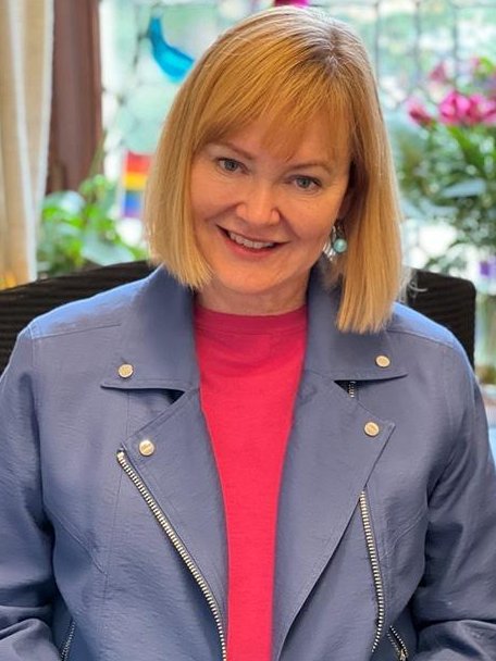 Today is #PinkShirtDay & I'm wearing pink to stand up to bullying, and recognize the importance of unity, inclusivity, and diversity for all. #WestVan #NorthVan