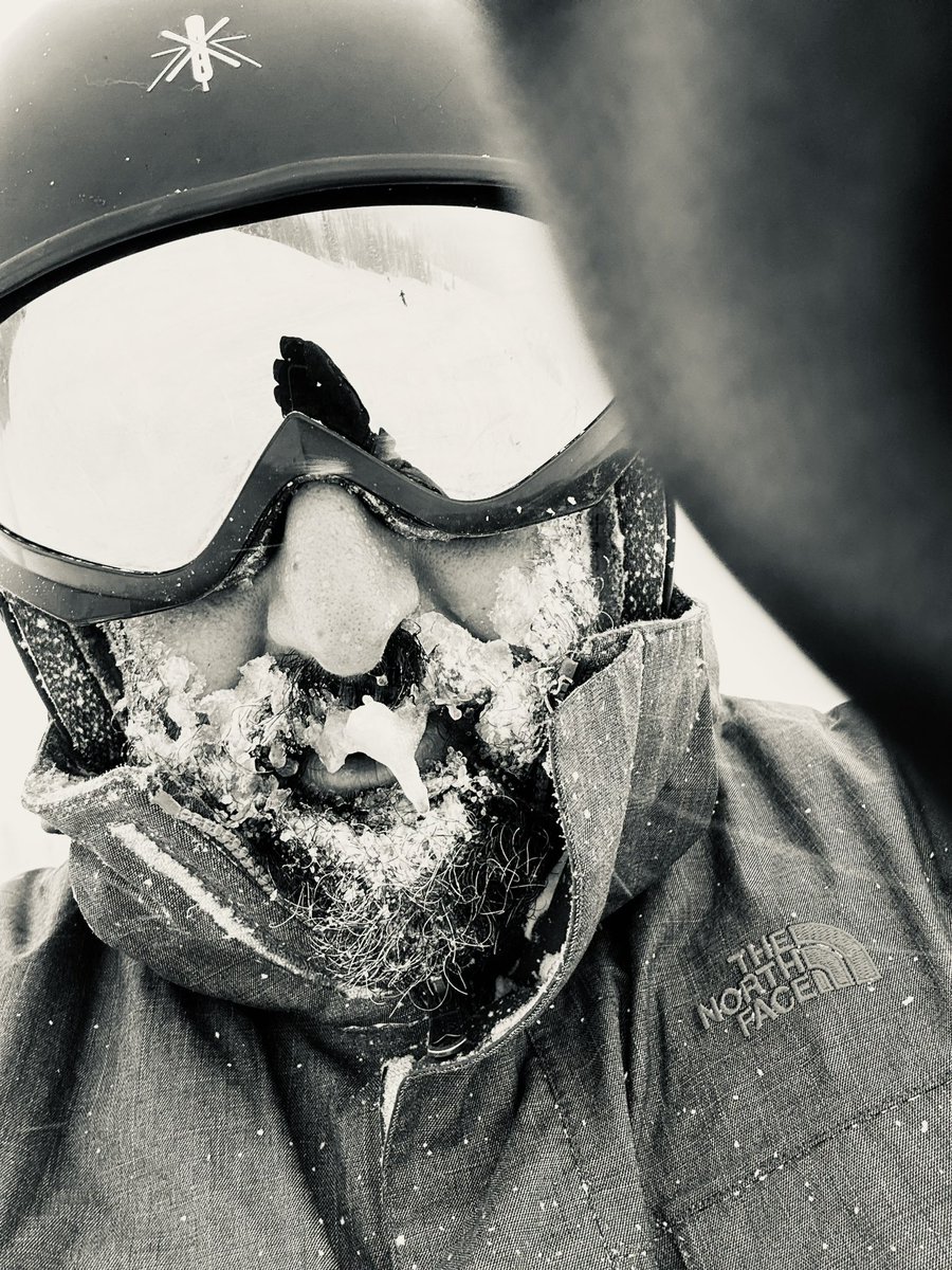 Then there were the #IceBeards of @WesternTrauma @MichaelCrippsMD #adamnelson #FrozenBeards #FellowshipofTheSnow #WTA2024