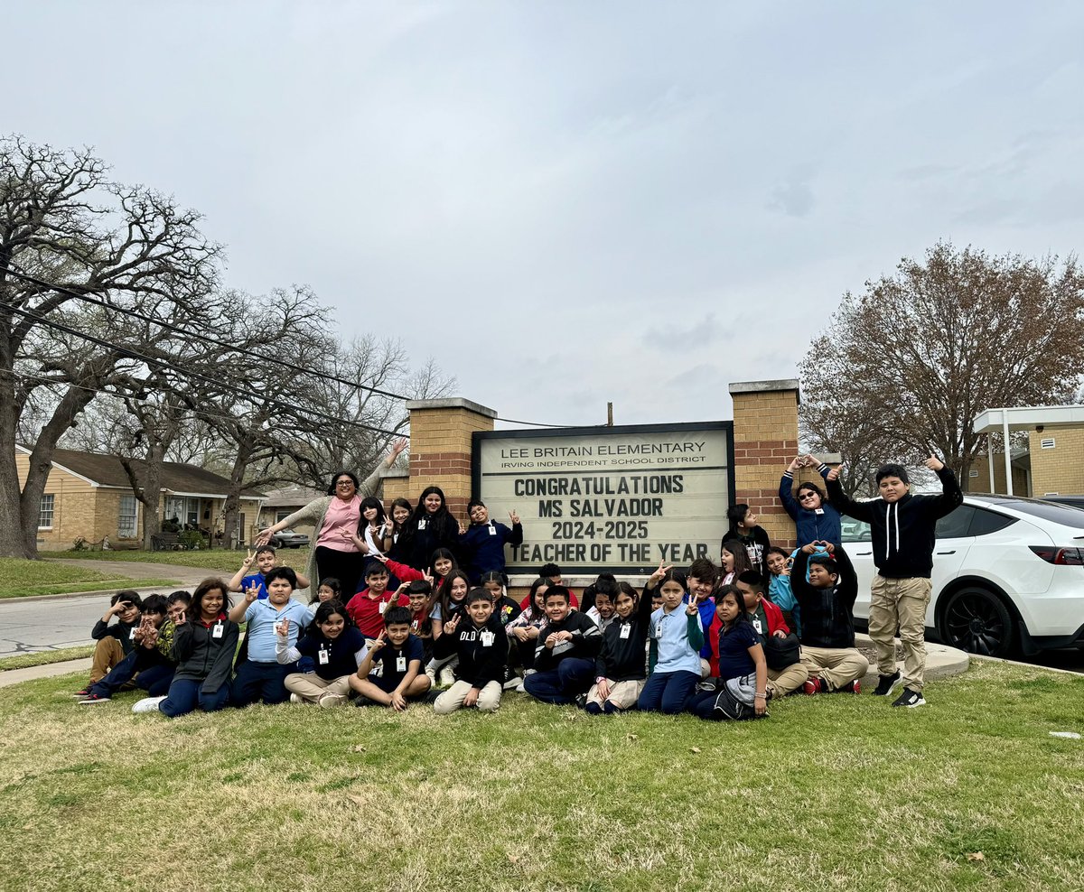 Ms_ASalvador's tweet photo. “Maestra, su nombre está afuera!” Gloomy skies but happy hearts and smiles, I wouldn’t have the honor of being @BritainElem TOTY without my Little Mustangs 💕🐴 https://t.co/bajMMmYIQ0