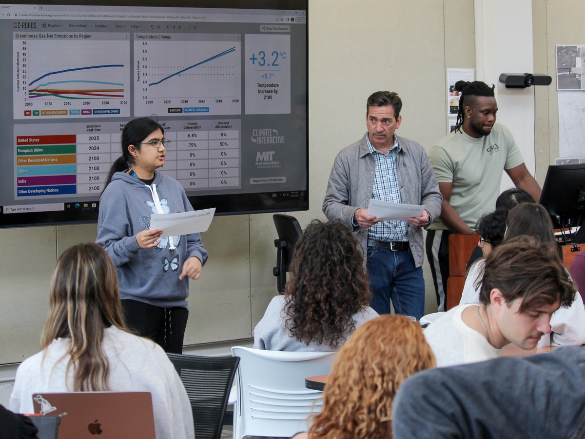 Last week, over 100 undergraduate students participated in a World Climate Simulation, organized by CED professor Alfie Vick as part of his 'Introduction to Sustainability' class. @UMLResearch