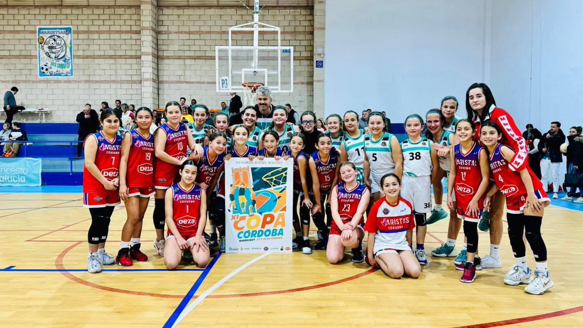 Asistimos a la entrega de premios de la XI Edición
Memorial Rafael Rojano organizado por <a href="/CVCarmenbasket/">A.D. C.V. Carmen</a>  y <a href="/cbmaristascor/">CB Maristas Córdoba</a> Dos de
las canteras referentes de nuestra ciudad compiten con clubes andaluces de reconocido prestigio en recuerdo de un gran directivo del deporte cordobés!