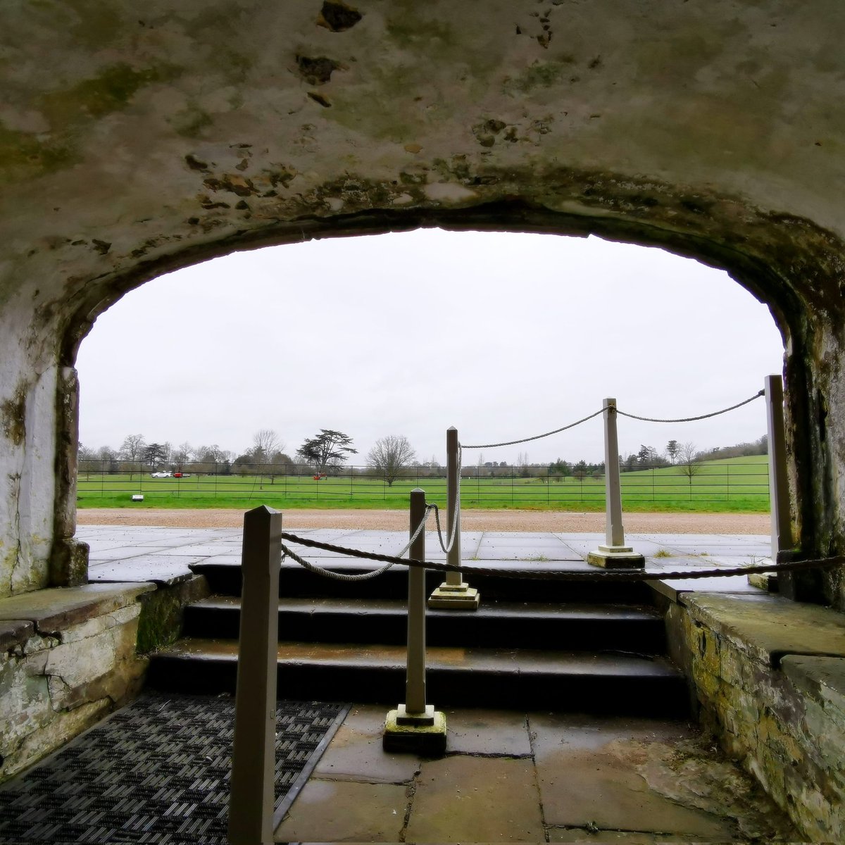 creeqcreative's tweet photo. The grotto-like staff entrance at Croome, providing a cave for thoughts before a #fourseasons meeting earlier.
@NTCroome  #socialartpractice  #commission #nature #cave #grotto  @fayeclaridge  @NTmidlands @nationaltrust https://t.co/uUdND04jJg