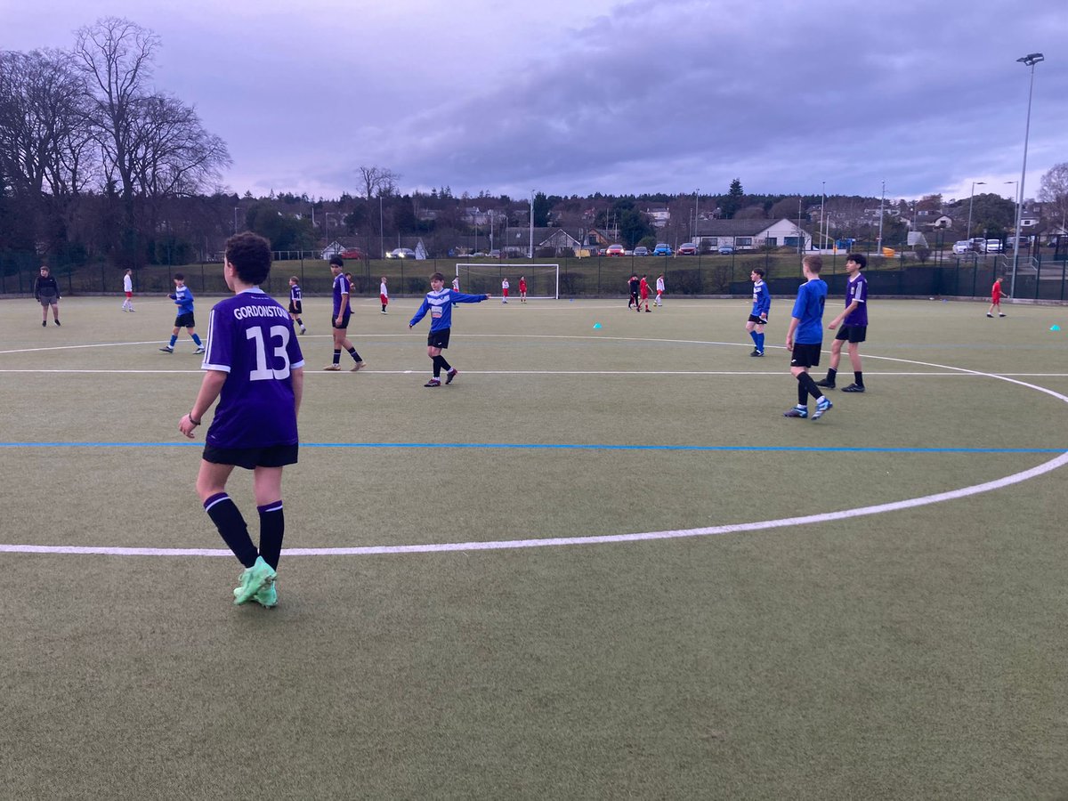 Great effort from the S3 boys at tonight’s Moray Secondary 7s Tournament! The boys played some excellent football and went undefeated on the night! Good job! ⚽️💪 Thank you <a href="/sportinmoray/">Active Schools and Sport in Moray</a> for organising once again! @LossieHigh