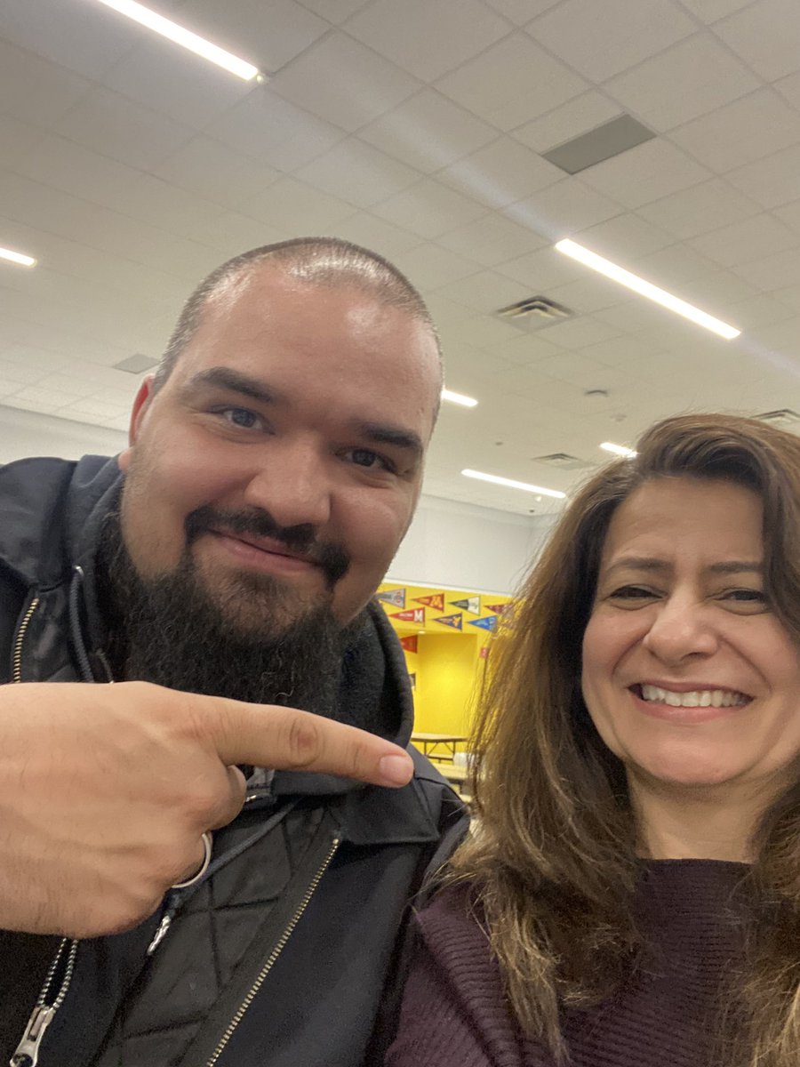 One good thing about being at Sheffield is working with the best APs in the district including this guy! <a href="/MrNas_/">⭐️Mr. Nasiatka⭐️</a> #SheffieldSHINES #cfbproud <a href="/PrincipalRA/">Robert Atchison</a>