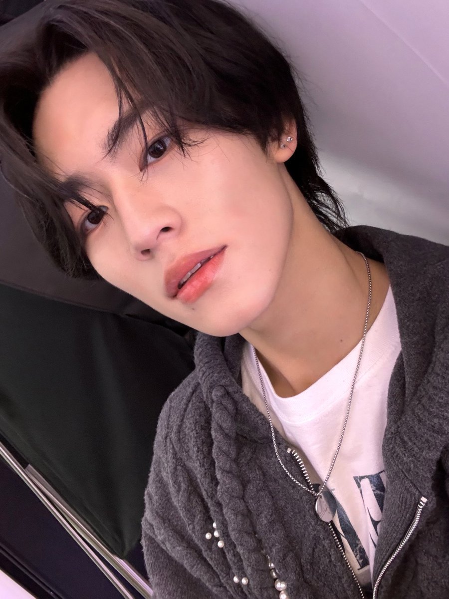 seokjoonpics's tweet photo. fancafe update 
#82MAJOR #박석준 #석준 https://t.co/Tegbp5MwDe