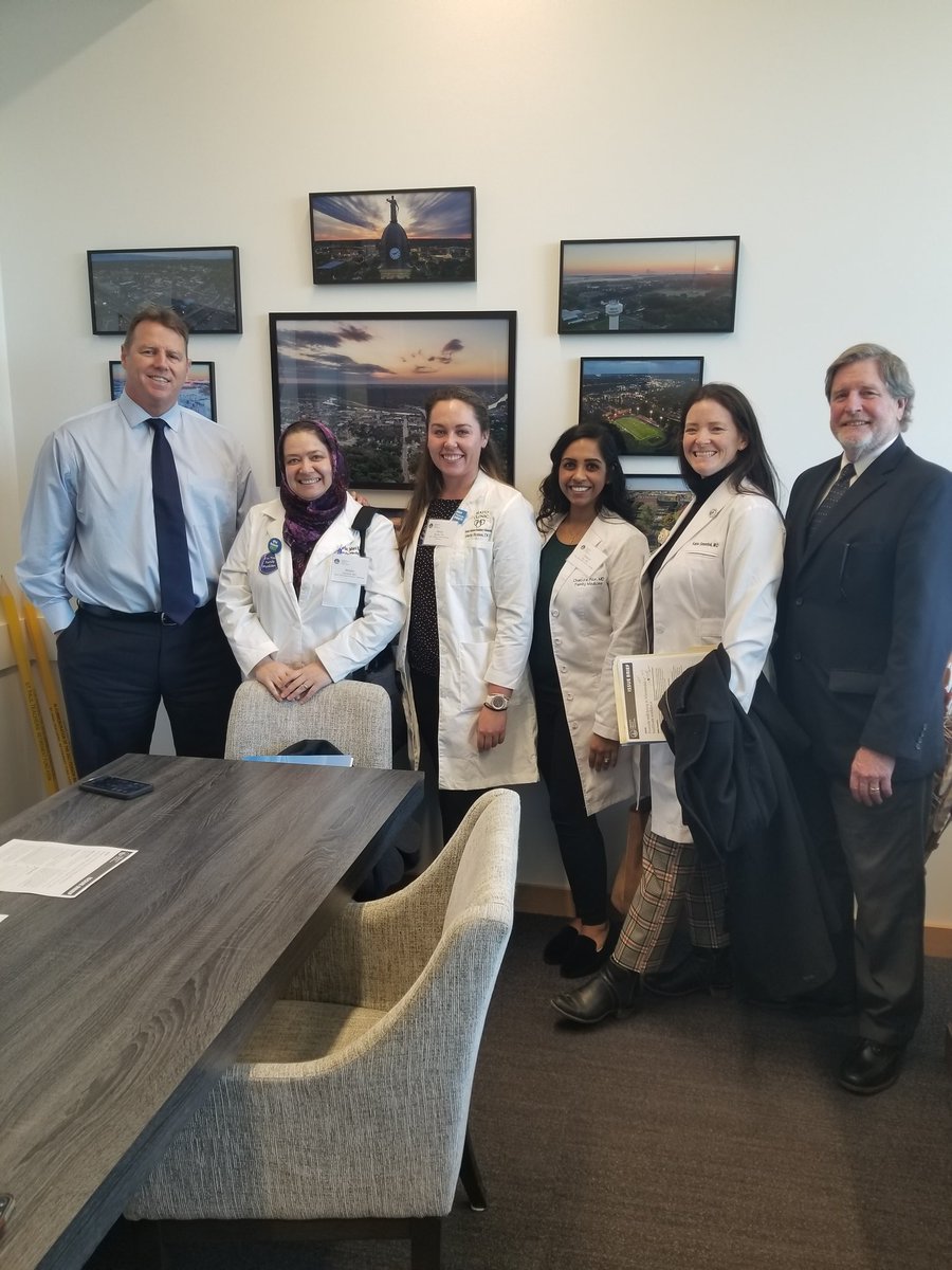 Thank you so much for hearing our concerns today Senator Frentz. @NickAFrentz Our priorities are care for our patients in rural Minnesota. Thanks for your support.@MNFamilyDocs @FamMedMankato #MNLeg