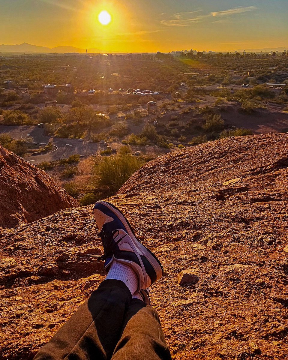 I had so much fun in Phoenix, AZ. I totally forgot to show you some pictures I captured while there. This is from the Hole in the Rock at Papago Park. Have you been here to watch the sunset before?

#Sunset #Phoenix #Arizona #PapagoPark #HoleintheRock #Vacation #Photographer