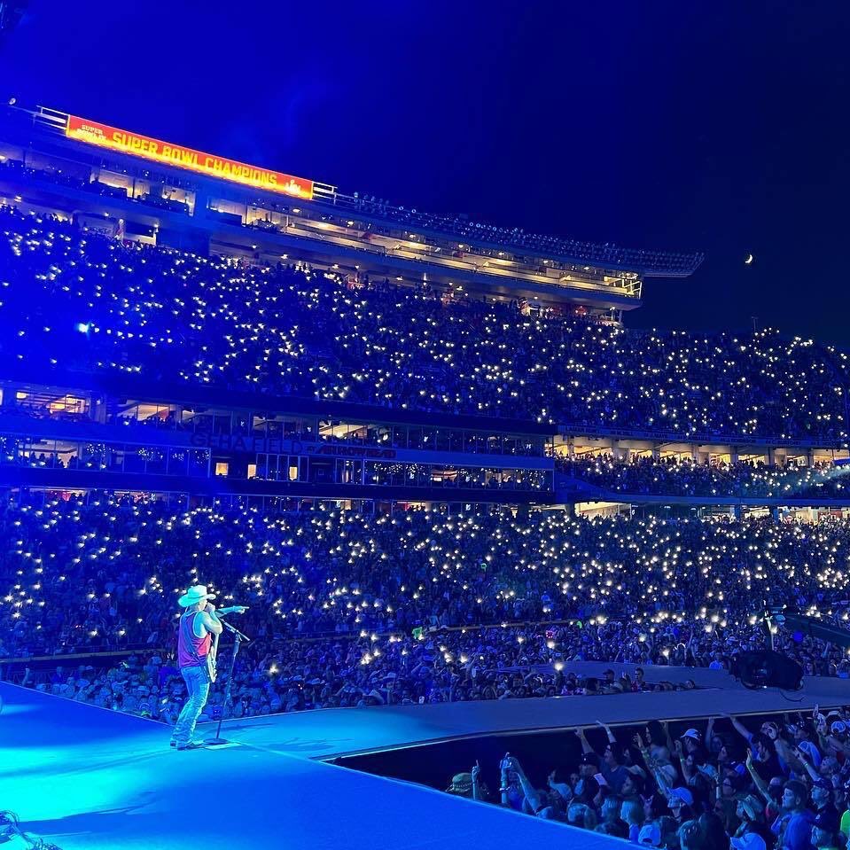 Have plans Saturday, July 6th? Well, change ‘em, because Kenny Chesney is bringing the Sun Goes Down Tour to GEHA Field at Arrowhead! Get tickets today 👉 chfs.me/KCSGDT