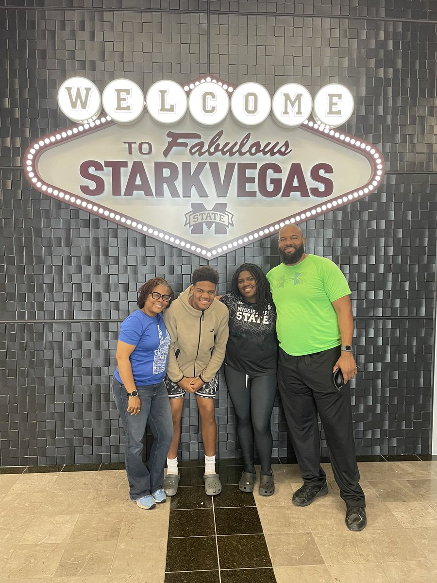 Jgiles_2024's tweet photo. After an amazing visit and conversation with @HailStateTF I am blessed to receive my fourth offer from Mississippi State university!!! 

@ThrowSumthin @coachshelton1 https://t.co/fRms8SUYMS