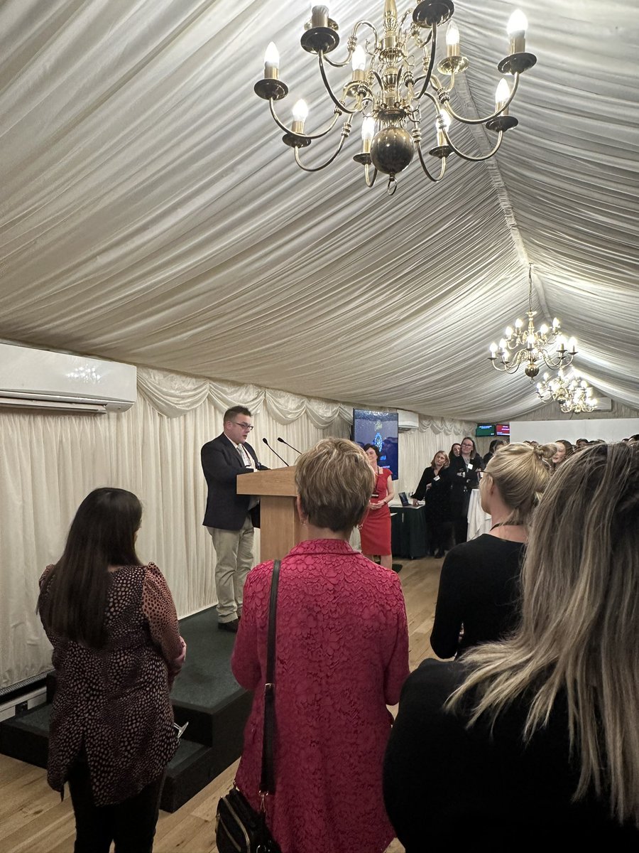 Katherine Raven tweet media