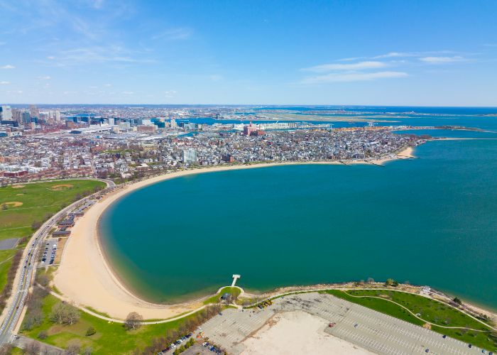 Explore outdoor adventures in Dorchester, MA! 🌳🌊 Check our blog for top spots &amp; end your day dreaming of a new kitchen with us. Call Greater Boston Kitchen Remodeling at (617) 716-8717! 🏠 #DorchesterOutdoors #KitchenDreams

greaterbostonkitchenremodeling.com/blog/6-outdoor…