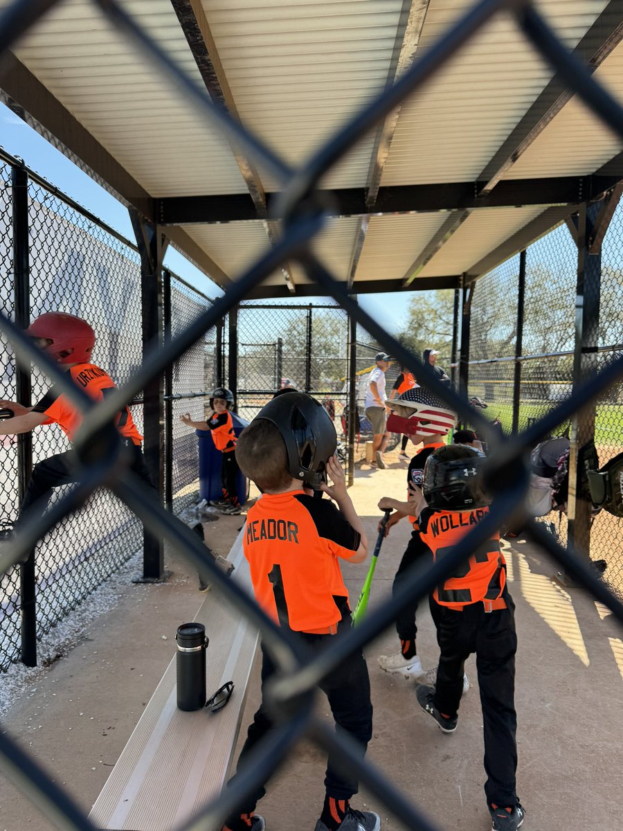 Opening Day at Manatee West Little League included our first @GameOnNation sponsored team. We’re speedy, spunky, rambunctious & funny, which is totally on brand. We may not will ‘em all, but these kids will have a ton a fun trying. Let’s go!!! #littleleague #OpeningDay #baseball