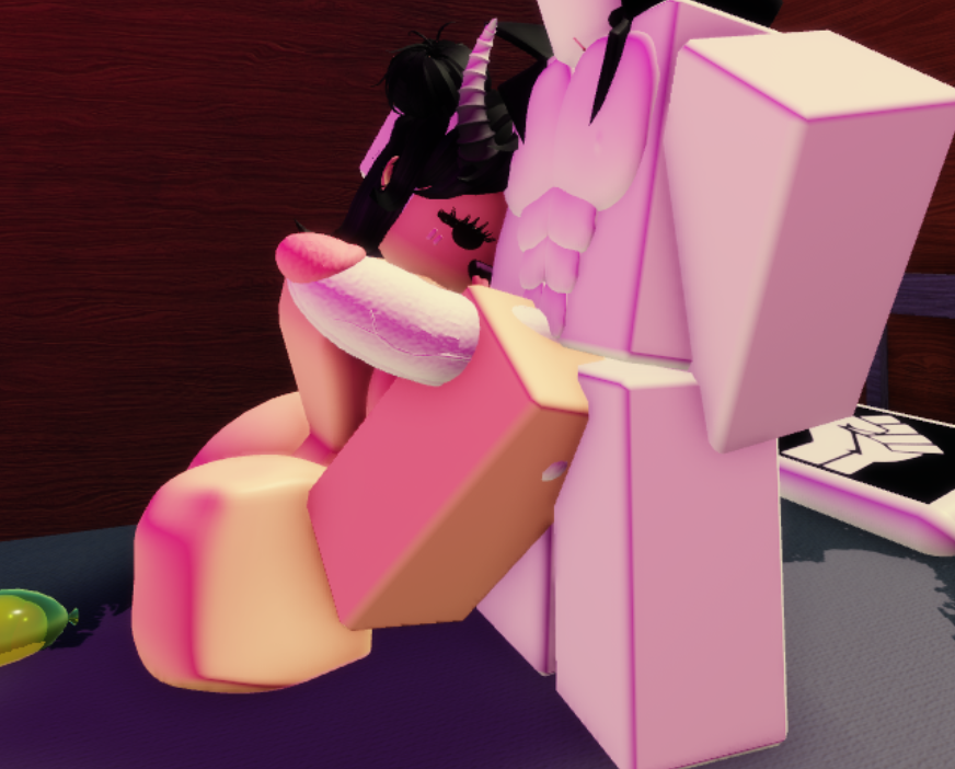 amiaburger63's tweet photo. Finally had some time to have fun~..

#robloxcondo #robloxcondos #rosex #condo #rr34 #robloxnsfw #robloxsex https://t.co/SfUcj7IZ5Q