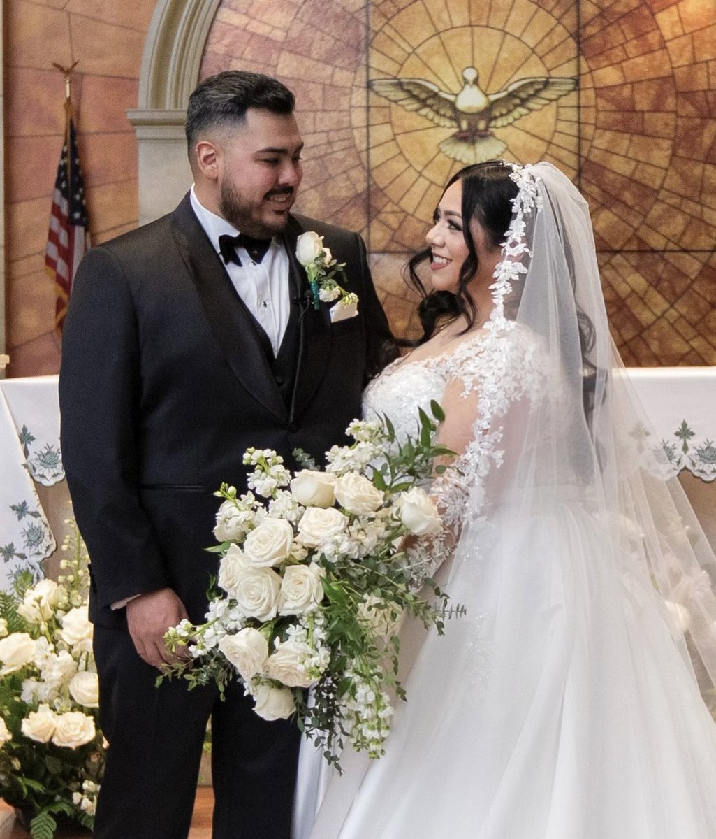 alycrz's tweet photo. A quick recap of how it started to how it ended HAHAHA 🤍 I had so much fun let’s get married again @Jsanchez63 https://t.co/AeJrfFTxED